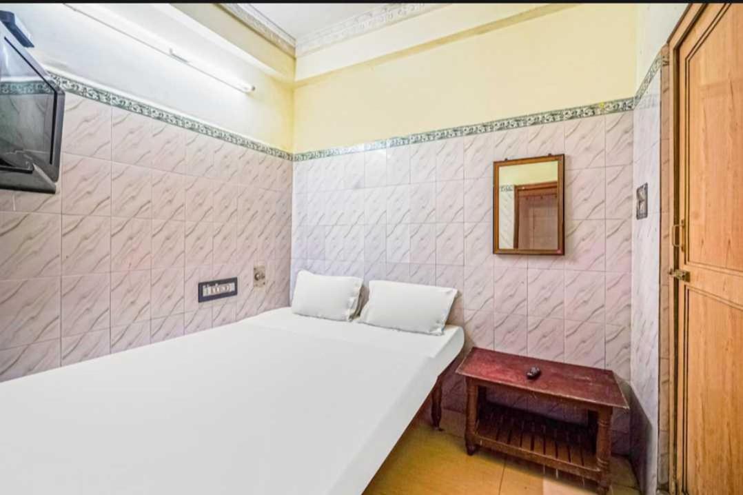 Отель Spot On Venkata Sai Residency Тирупати Экстерьер фото