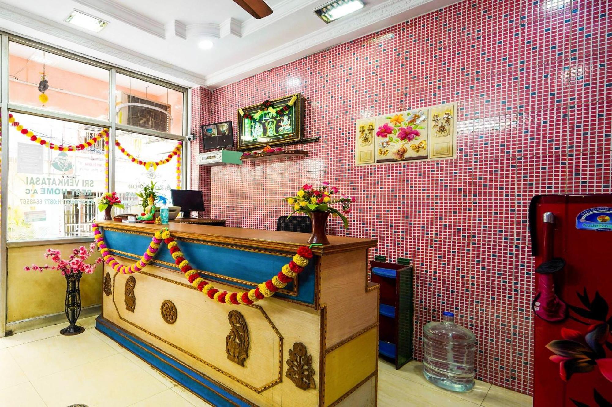 Отель Spot On Venkata Sai Residency Тирупати Экстерьер фото